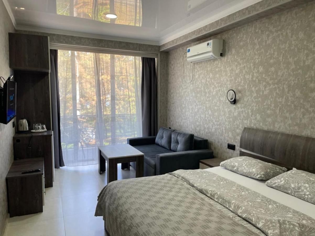 Hotel Golden Lion Kobuleti Exterior foto