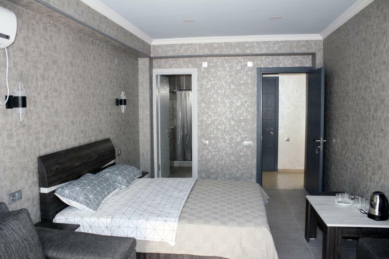 Hotel Golden Lion Kobuleti Exterior foto
